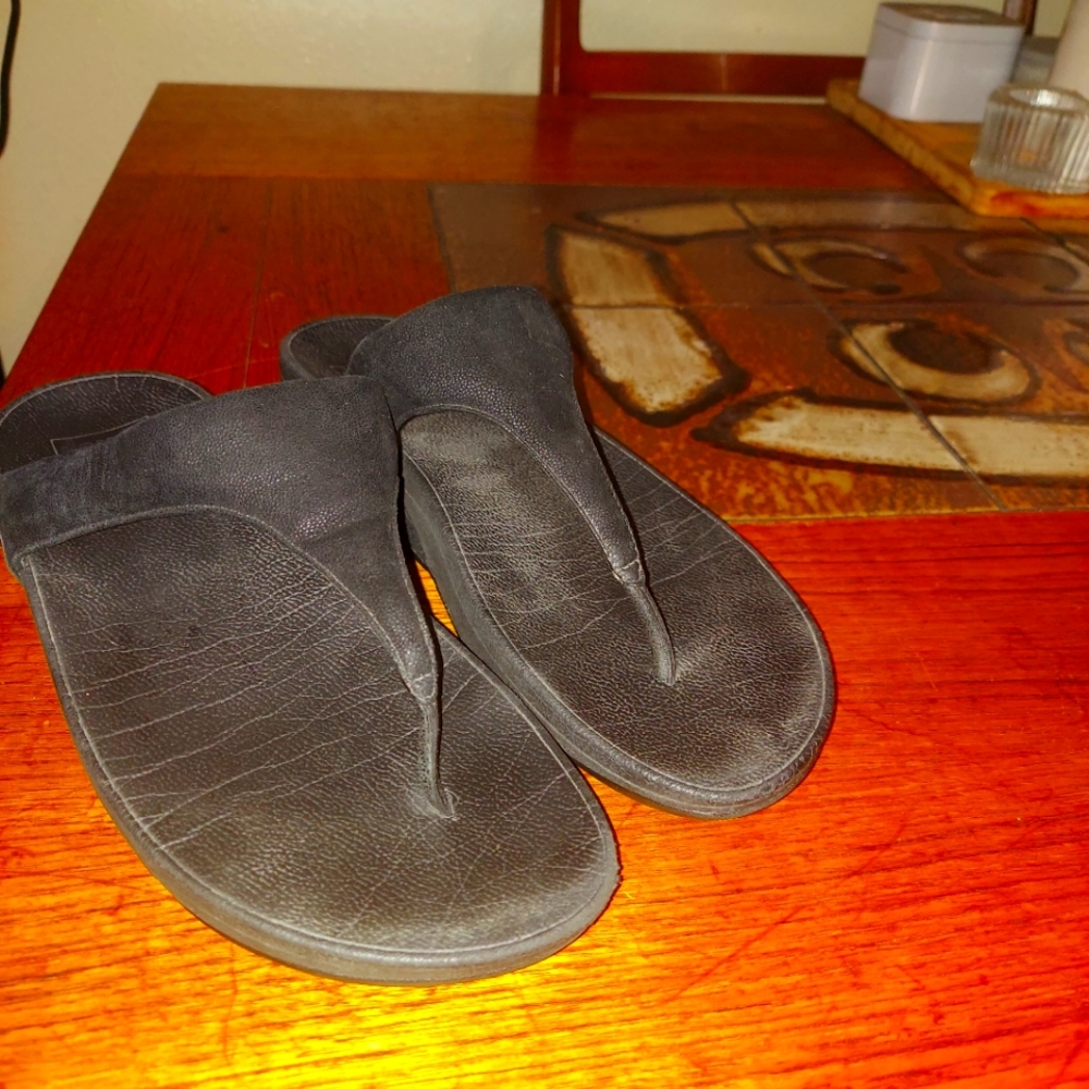 Fit Flop Thong Sandals 8 Black With Suede Beach Summer Outside